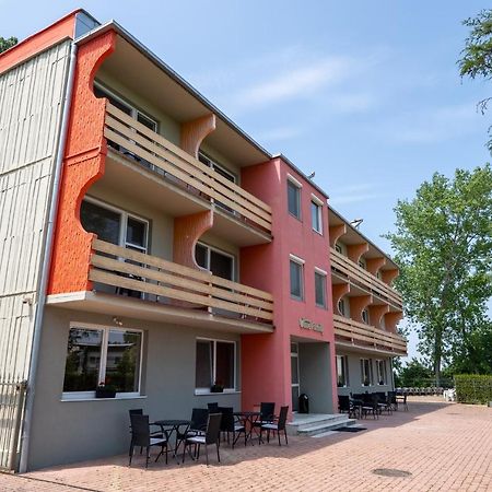 Rekreacne Stredisko Patince - Family Resort Extérieur photo